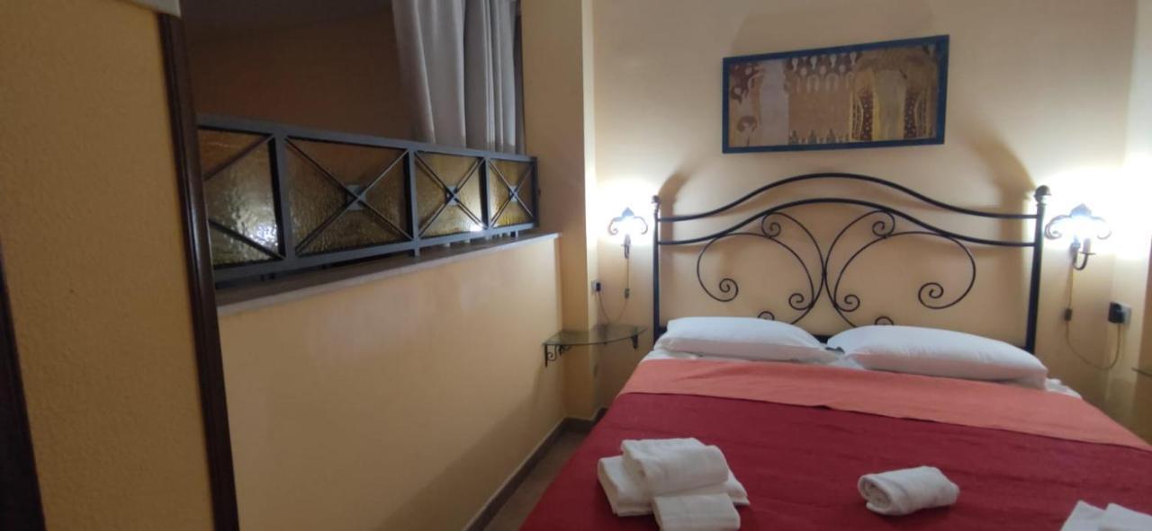 Life Hotels Residence Dei Baroni Сиракуза Екстериор снимка