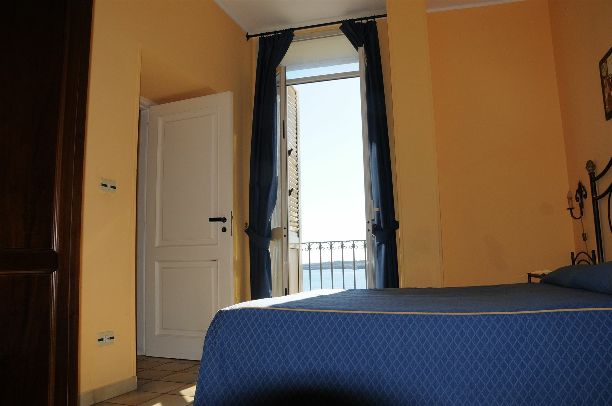 Life Hotels Residence Dei Baroni Сиракуза Екстериор снимка